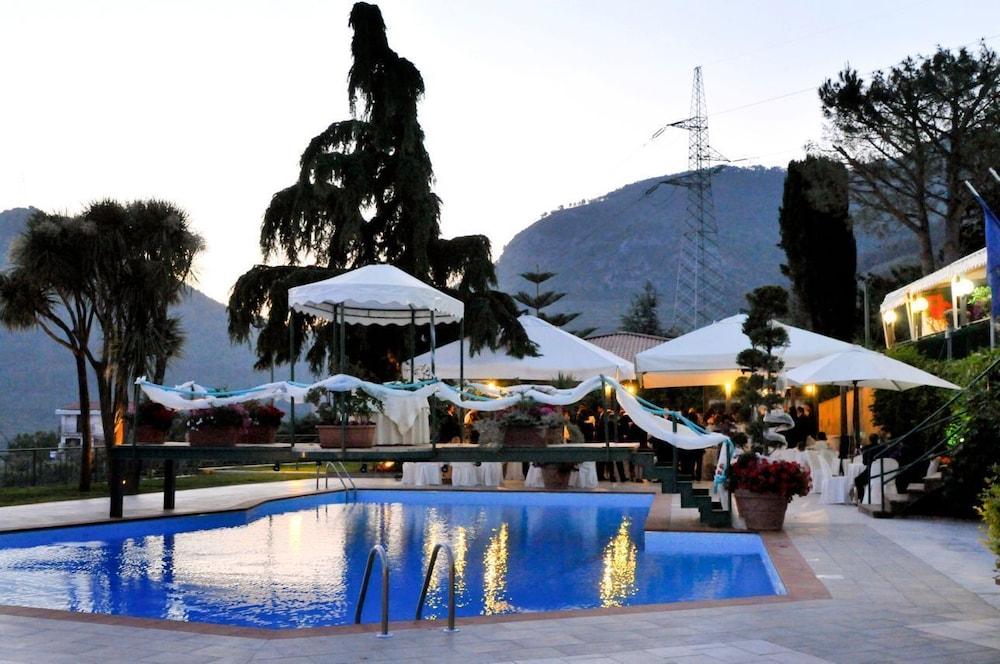 Hotel Diecimare Cava De' Tirreni Bagian luar foto