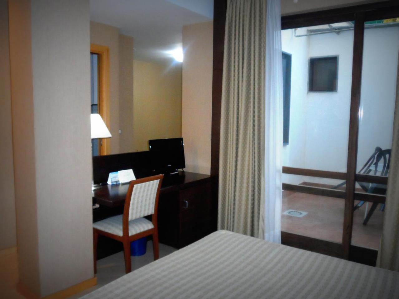 Hotel Diecimare Cava De' Tirreni Bagian luar foto